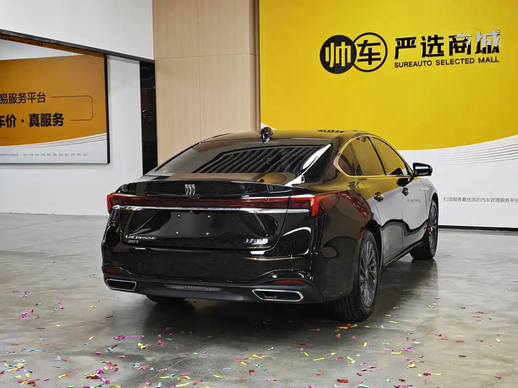 Buick LaCrosse — миниатюра 6