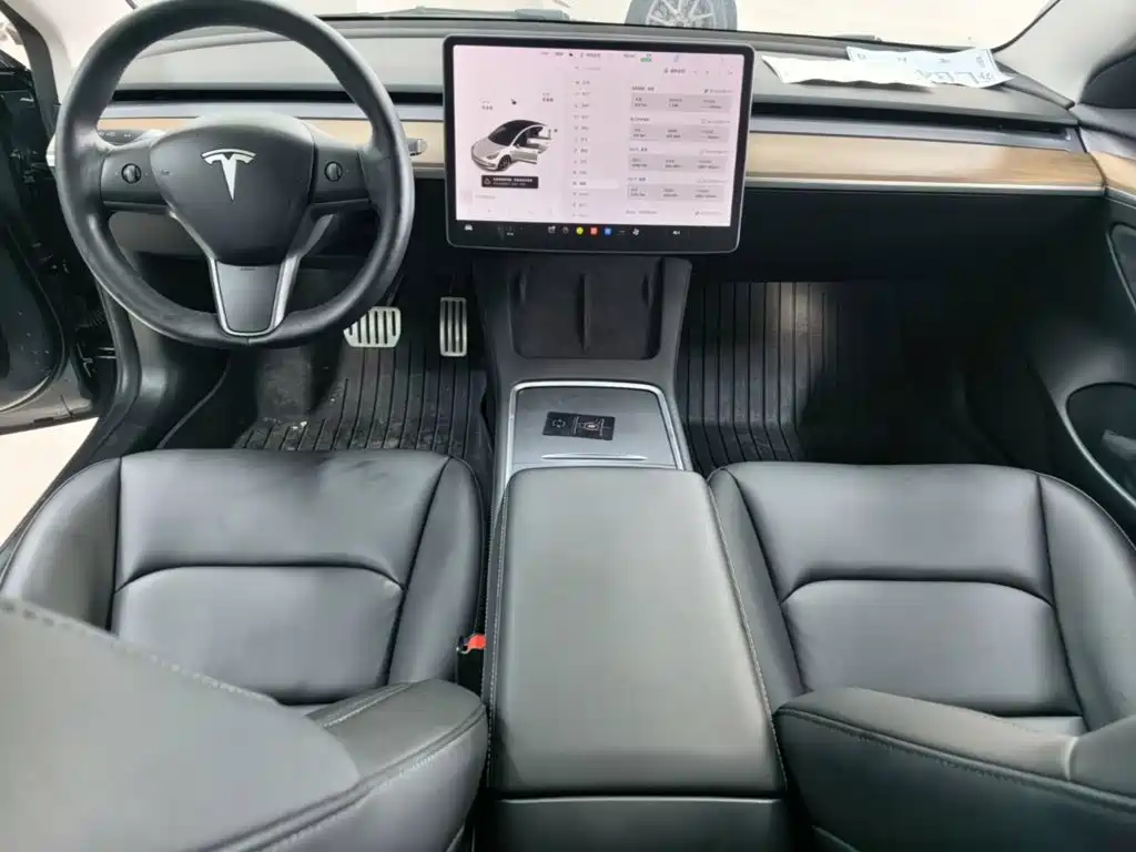 Tesla Model 3 2021 Performance