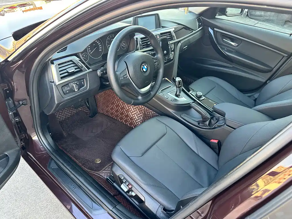 BMW 3 Series — миниатюра 8