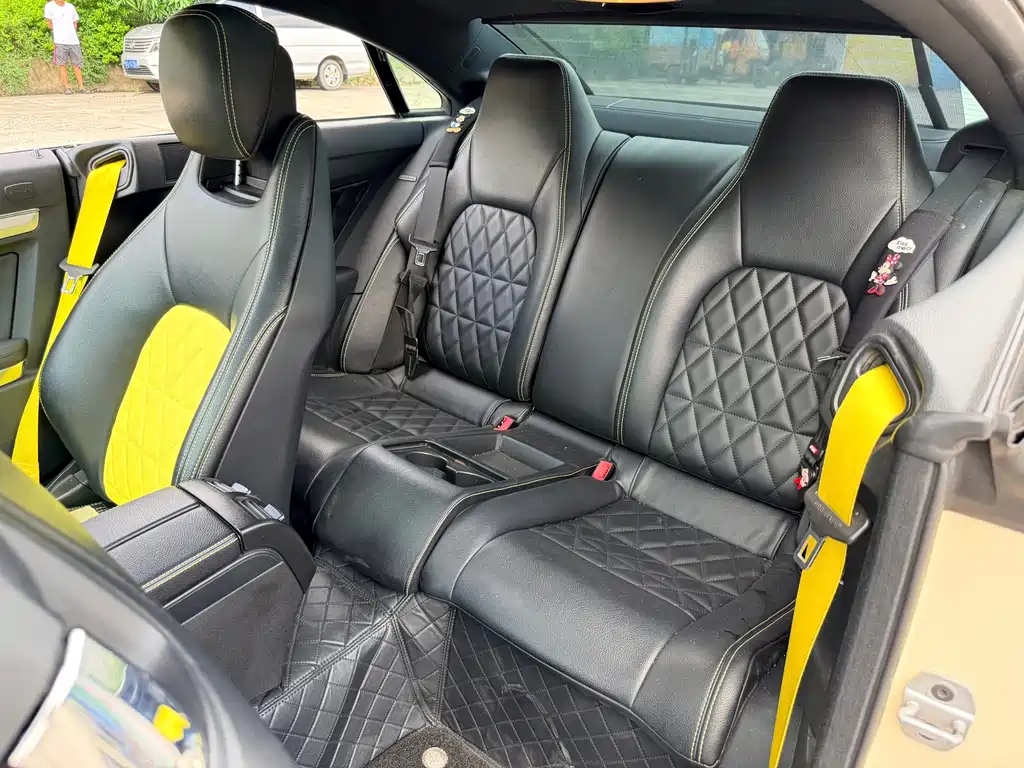 Mercedes-Benz E-Class (Import) — миниатюра 7