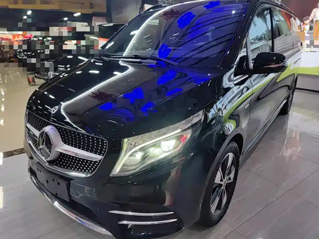 MERCEDES-BENZ V CLASS