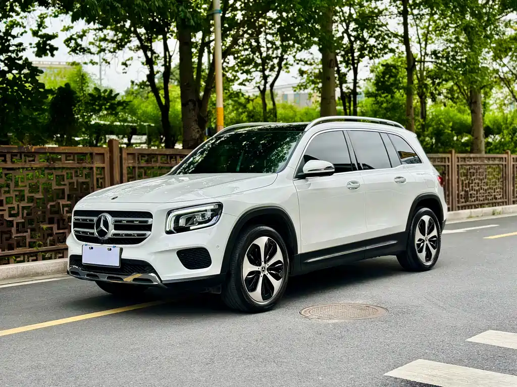 Mercedes-Benz GLB 2021