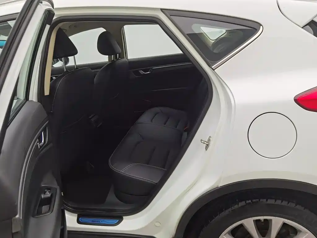 Geely Emgrand GS — миниатюра 15