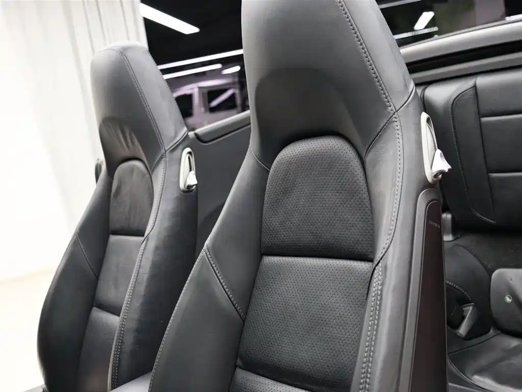 Porsche 911 2012 Carrera Cabriolet 3.4L