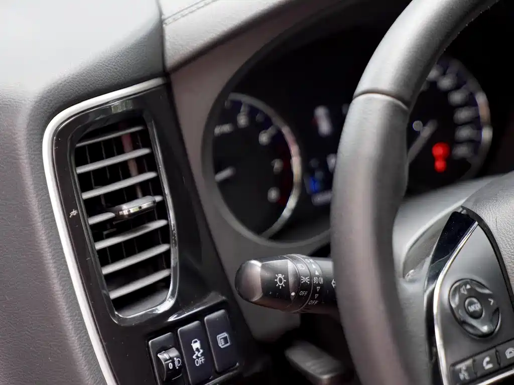Mitsubishi Outlander — миниатюра 14