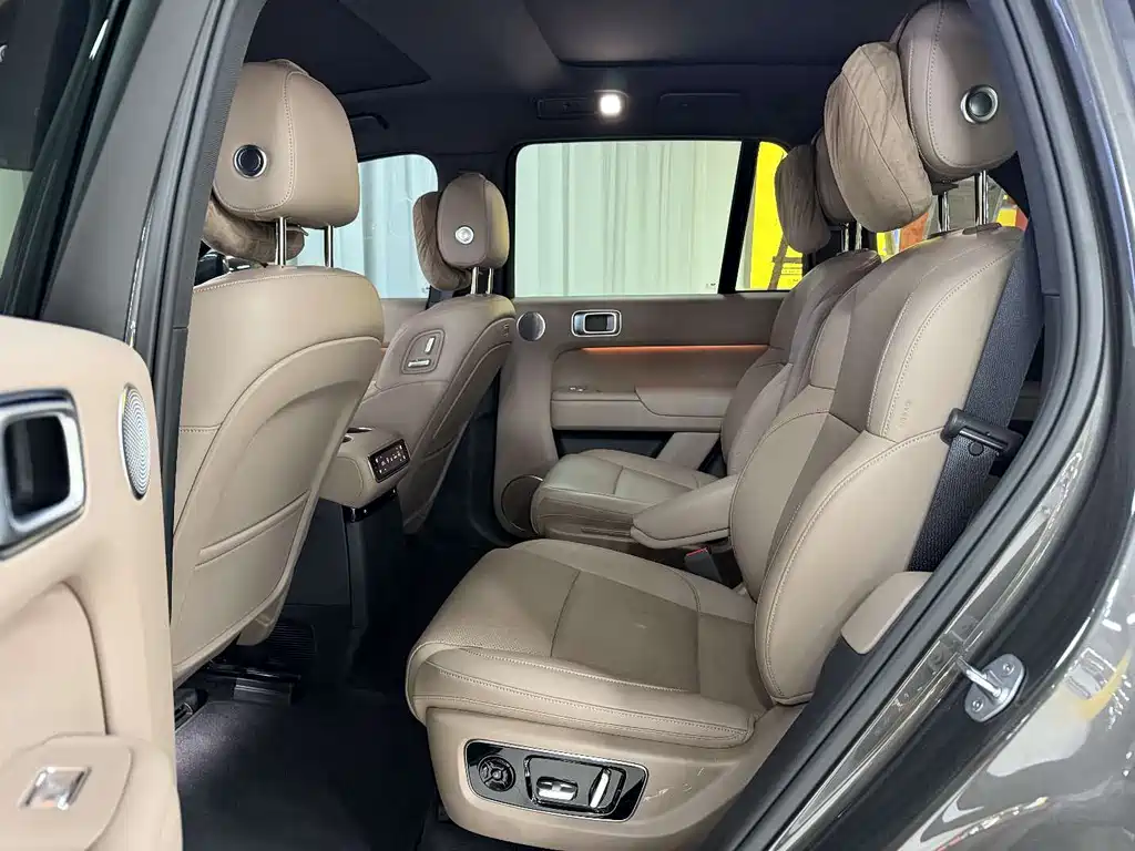 Li Auto Li L8 — миниатюра 5