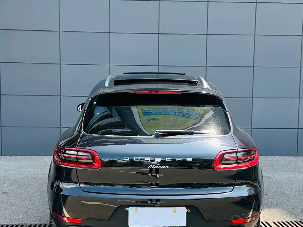 Porsche Macan - фото 13