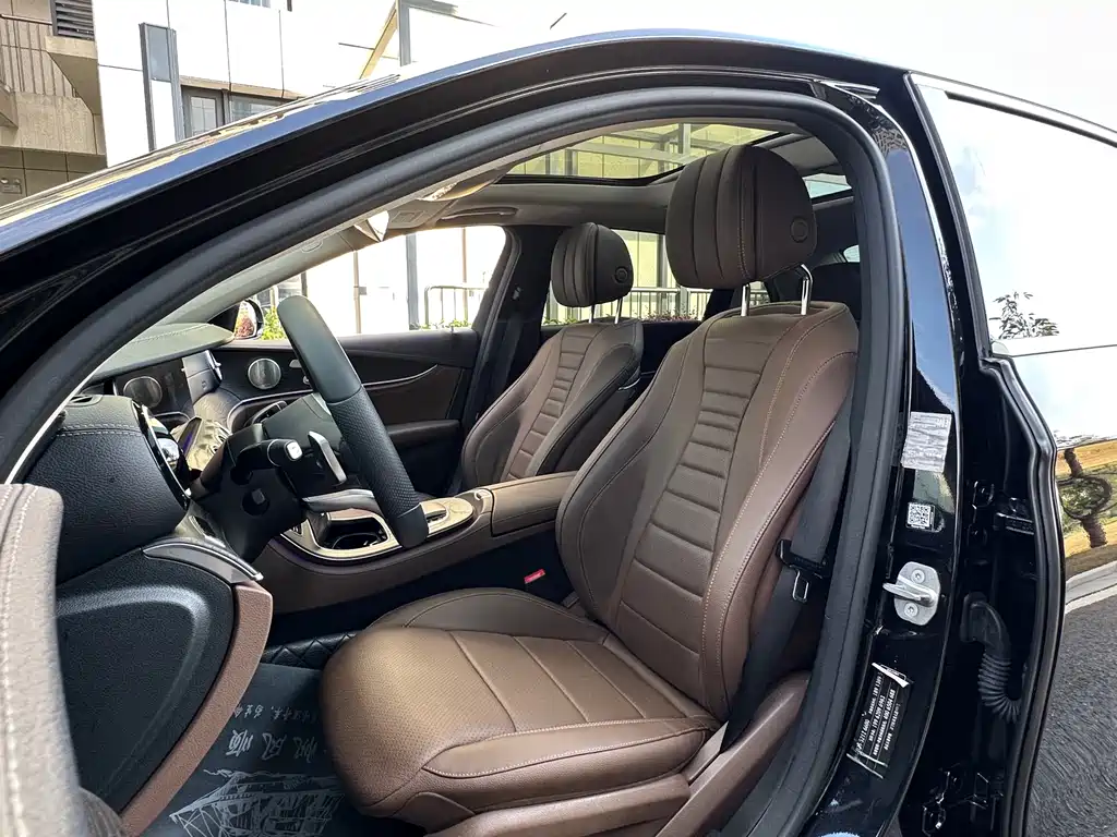 Mercedes-Benz E-Class E 2020 E 300 L Sport