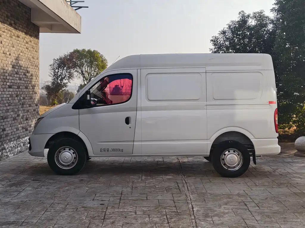 SAIC MAXUS XINTU V80