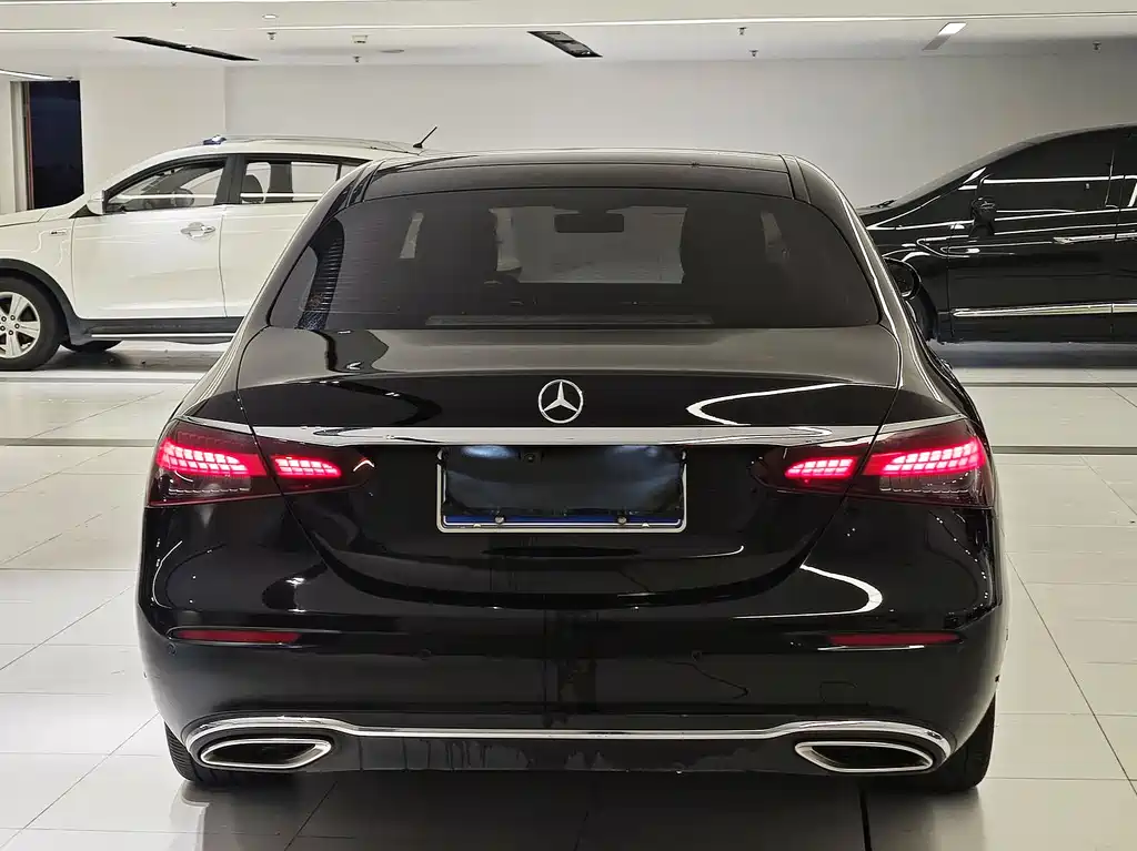 Mercedes-Benz E-Class E 2020 E 300 L Fashion
