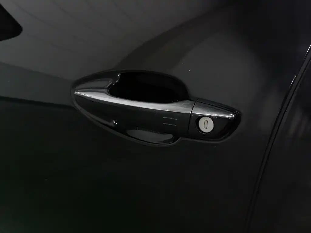 Peugeot 5008 — миниатюра 18