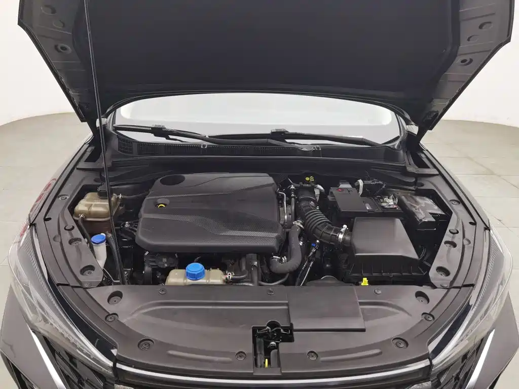 Changan Eado — миниатюра 6