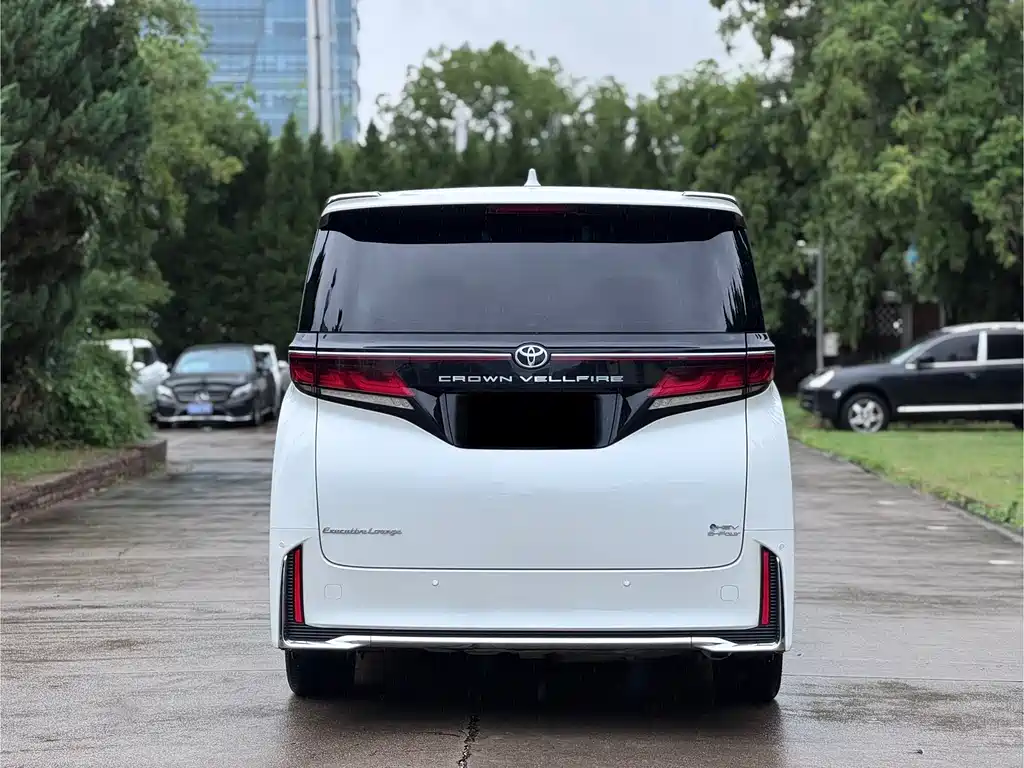 Toyota Vellfire 2025 2.5L