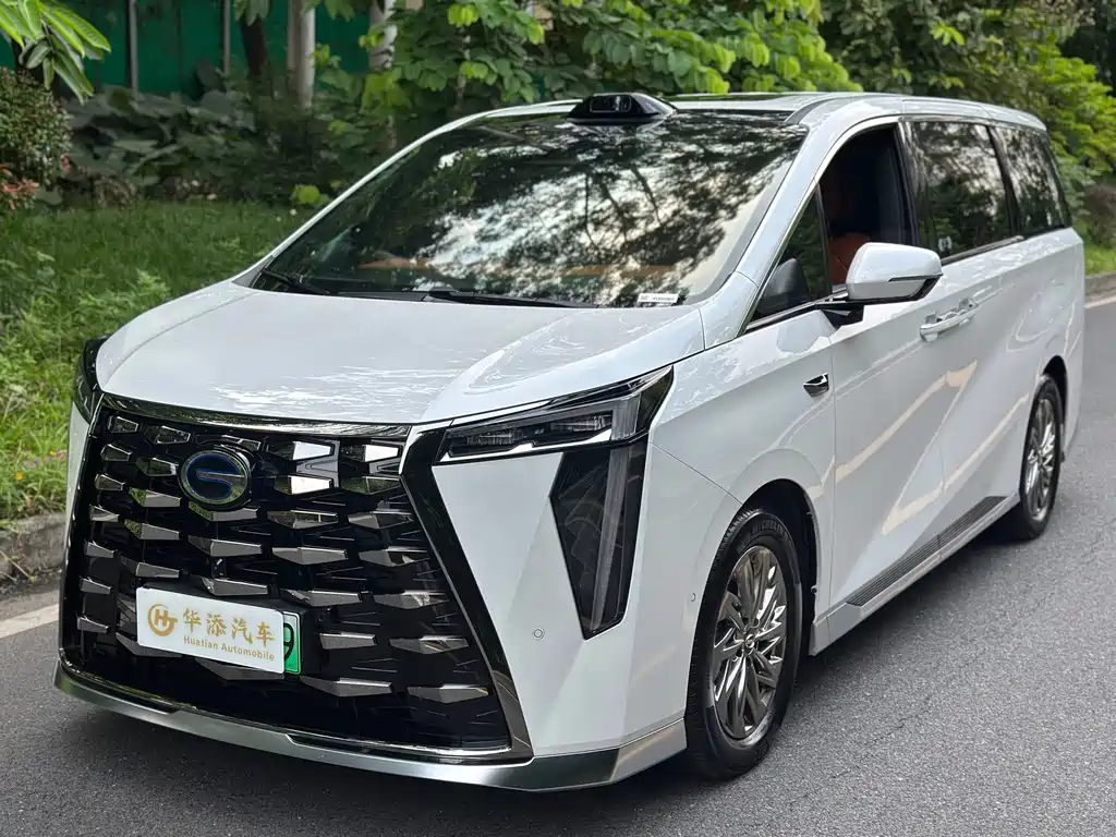 GAC Motor Trumpchi Xiangwang M8
