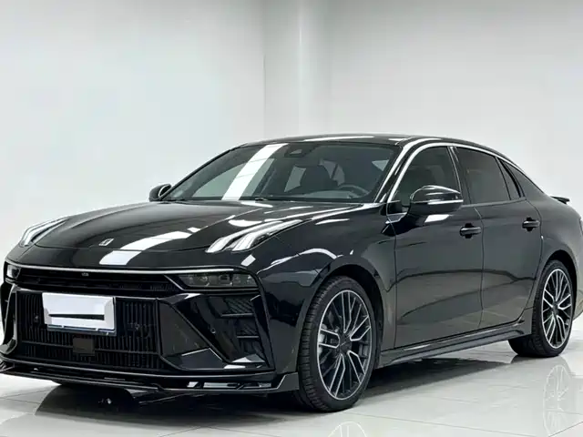 2024 Lynk & Co 03