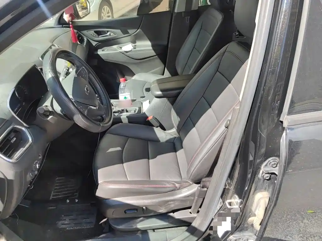 Chevrolet Equinox — миниатюра 11