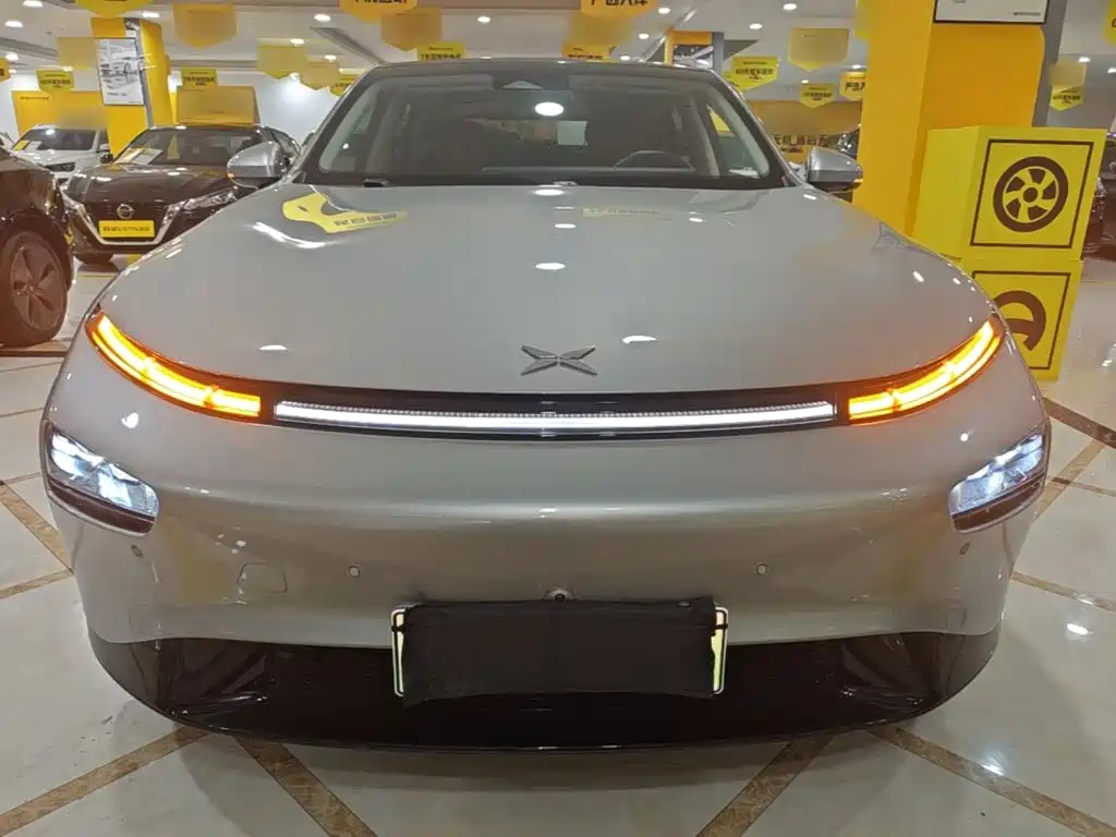 XPeng P7 — миниатюра 3