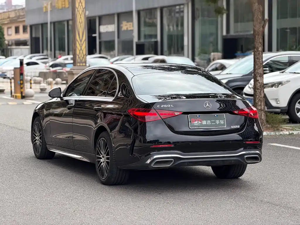 Mercedes-Benz C-Class — миниатюра 4