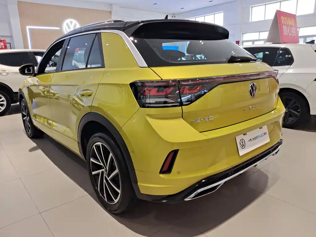 VOLKSWAGEN T ROC EXPLORING SONGS