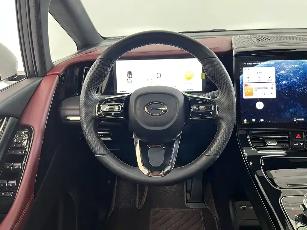 GAC Motor M8 Grandmaster Series 400T Supreme Edition, фото 7
