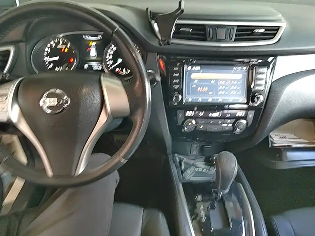 Nissan X-Trail — миниатюра 10