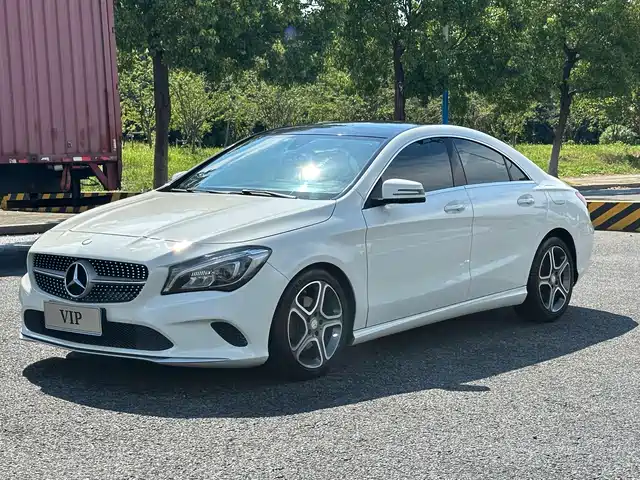 2017 Mercedes-Benz CLA-klasse
