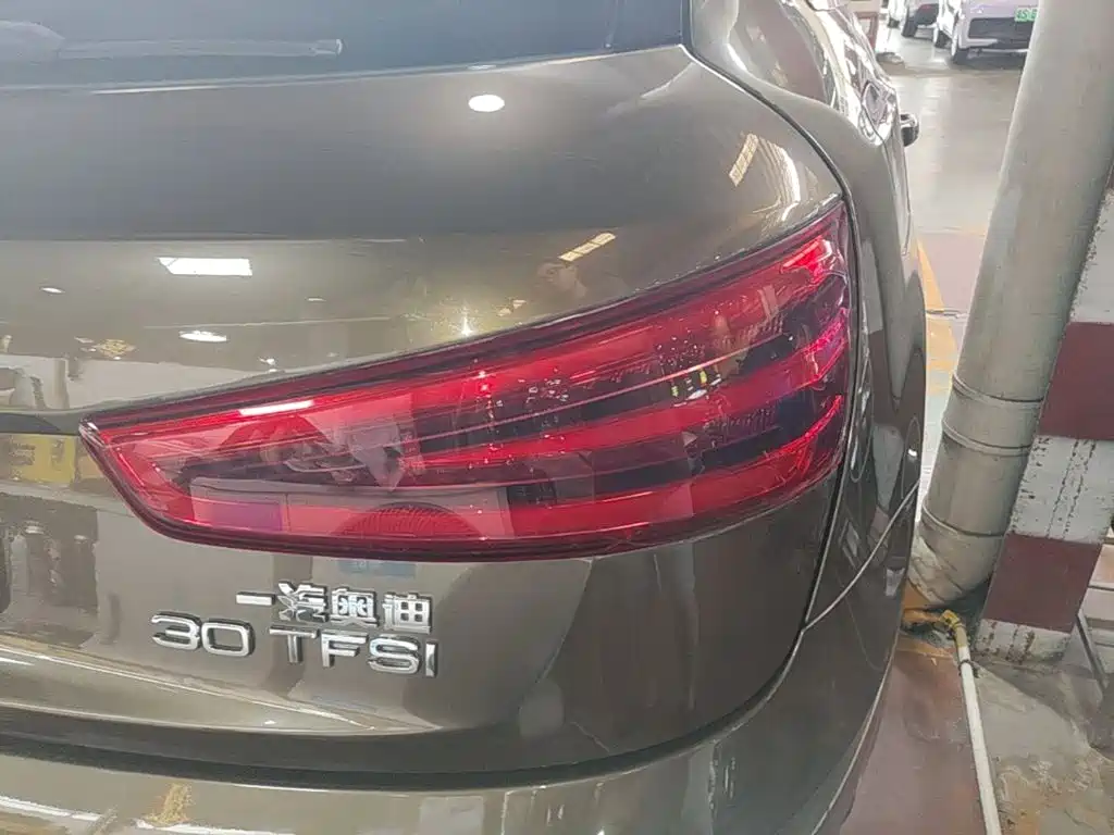 Audi Q3 — миниатюра 8