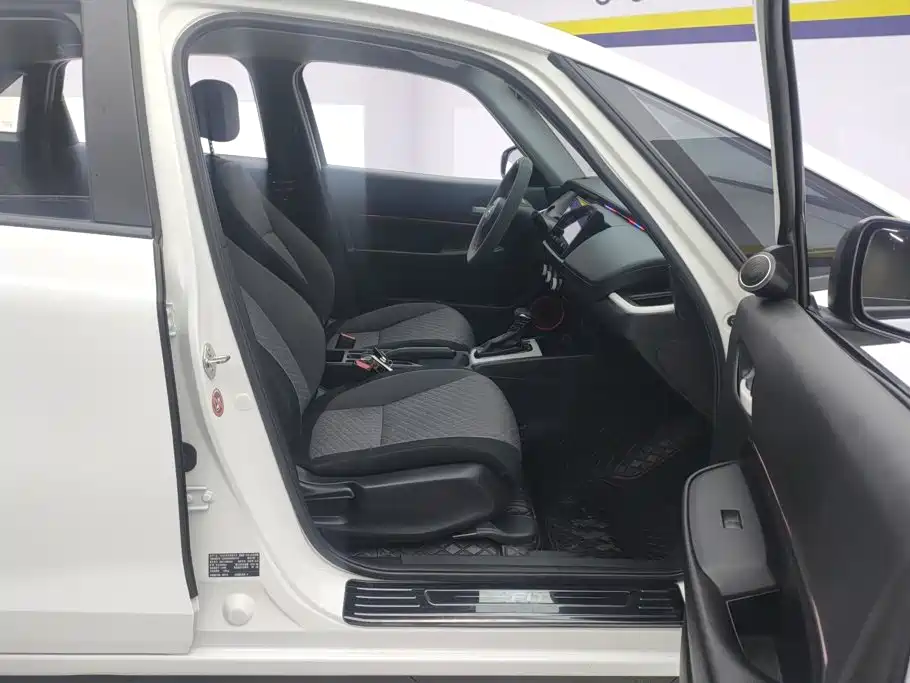 Honda Fit — миниатюра 8