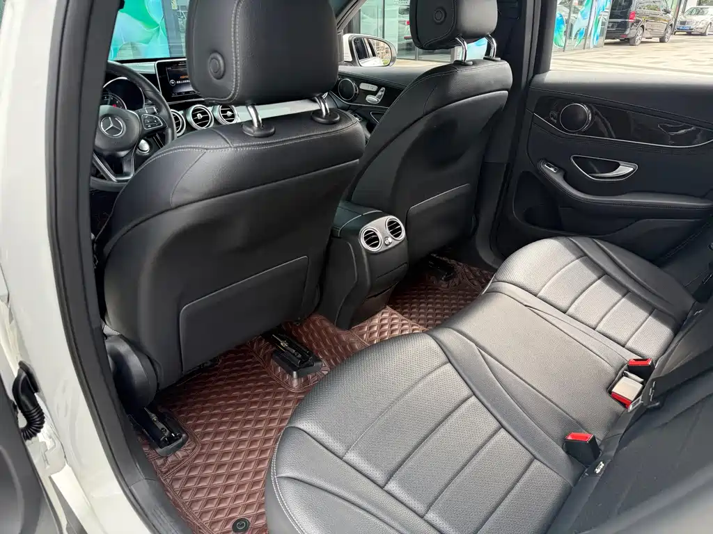 Mercedes-Benz GLC — миниатюра 14