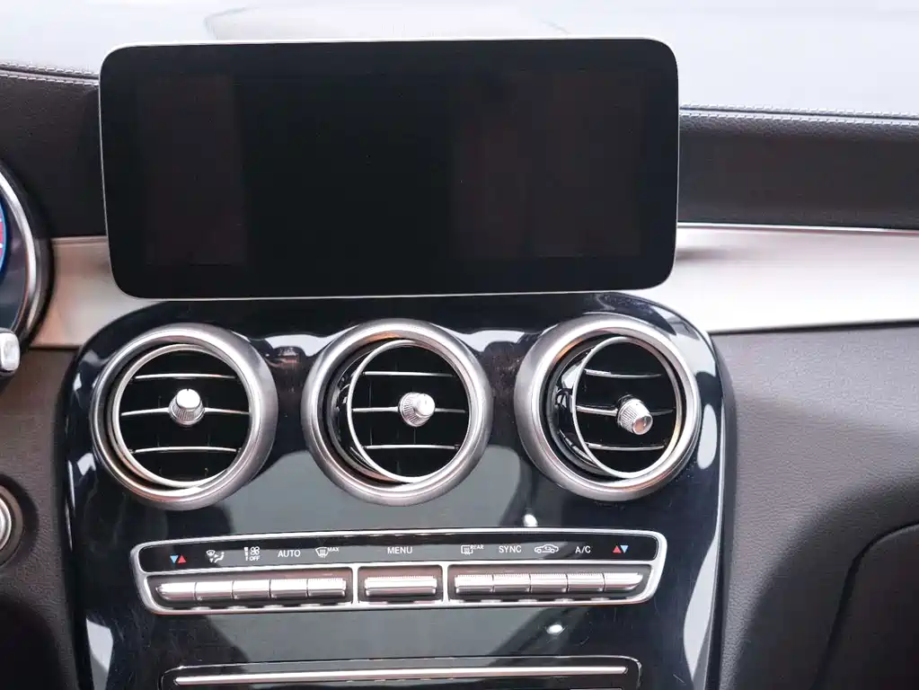 Mercedes-Benz GLC — миниатюра 14