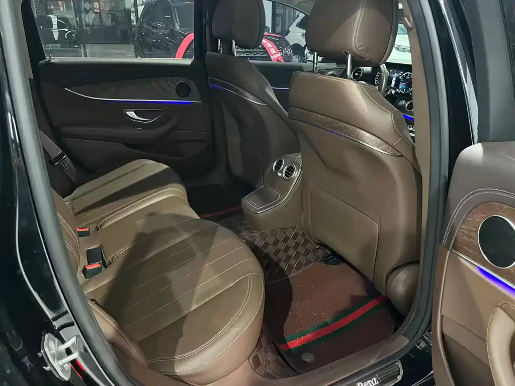 Mercedes-Benz E-Class E 2023 E 300 L Fashion