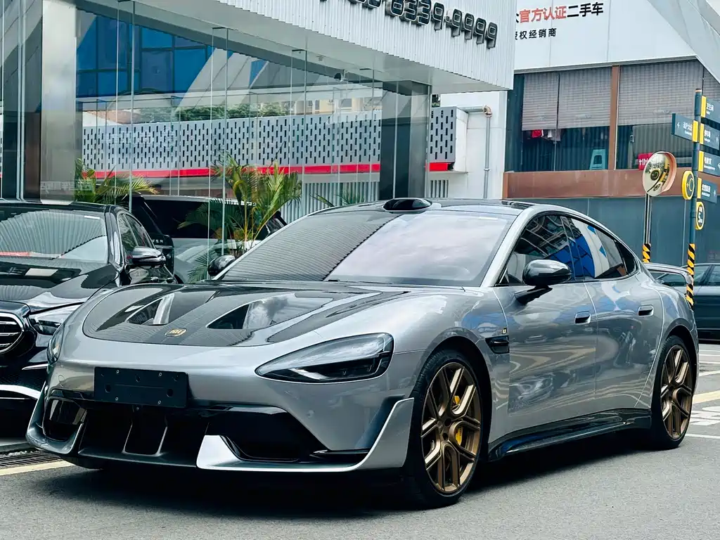 2025 xiaomi SU7 - zdjęcie 1 z 16