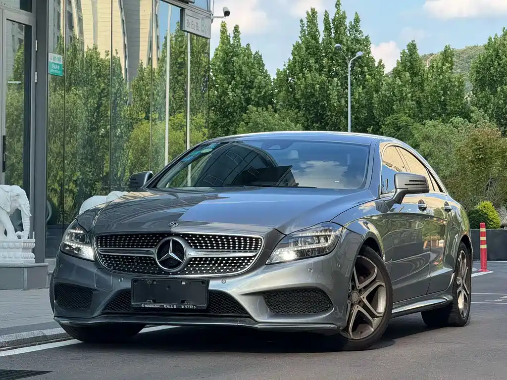 Mercedes-Benz CLS