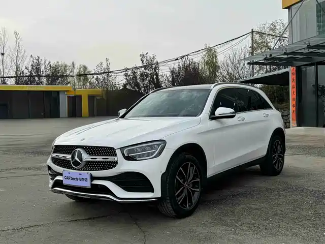 MERCEDES-BENZ GLC
