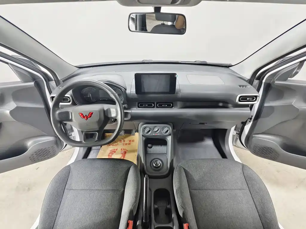 Wuling Hongguang EV — миниатюра 9