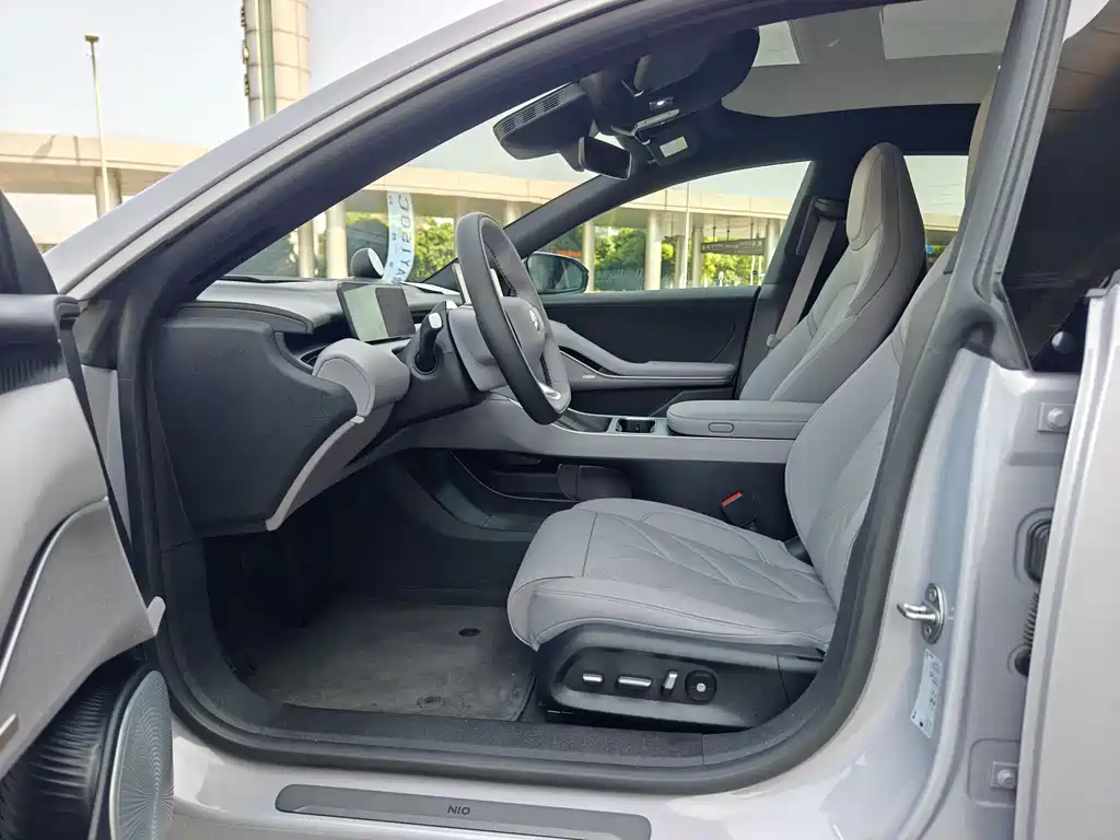 NIO ET5 2025 100kWh