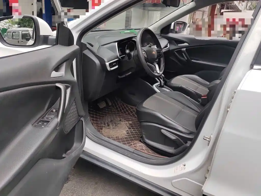 Chevrolet Trax — миниатюра 12