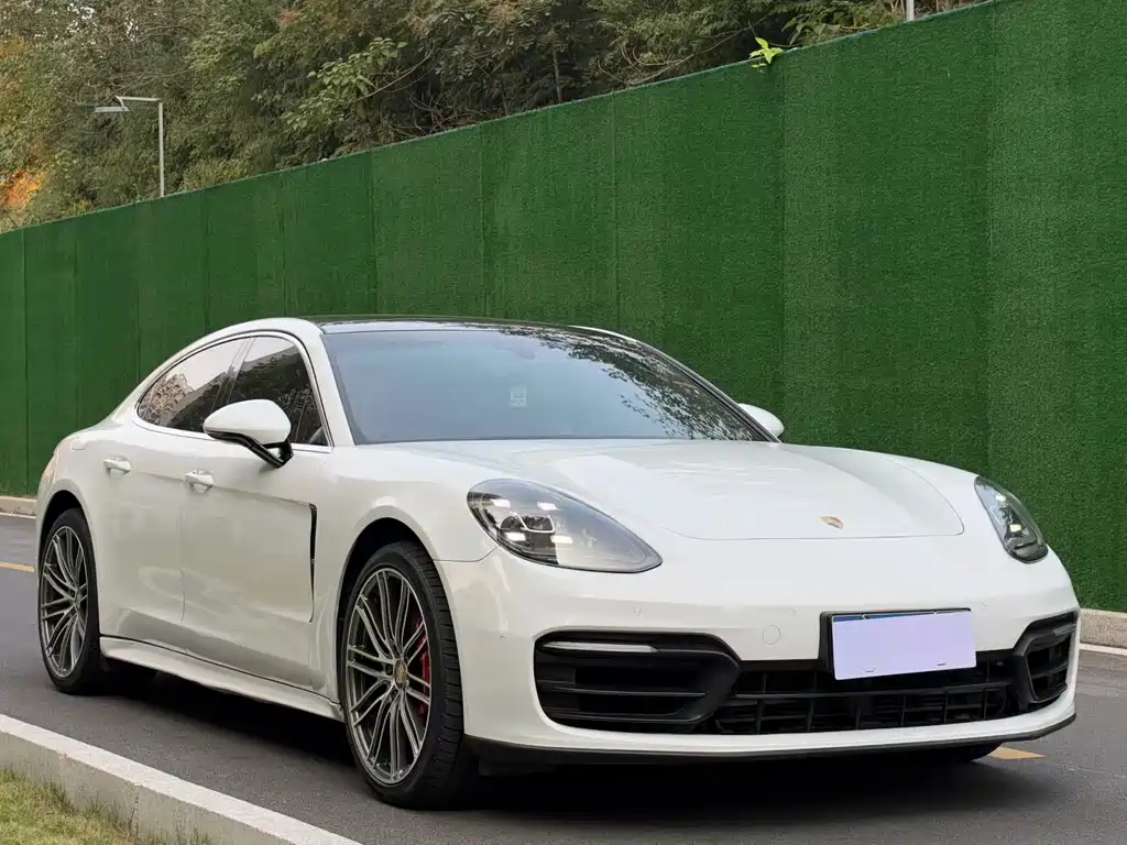 Porsche Panamera — миниатюра 3