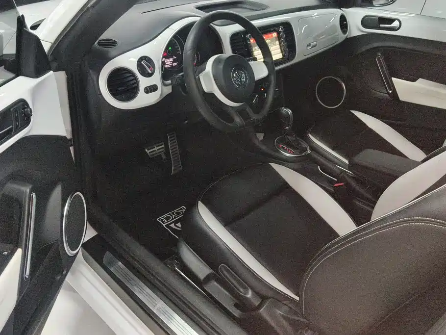 Volkswagen Beetle — миниатюра 9