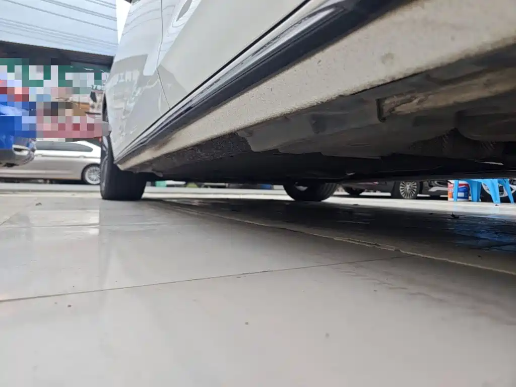 Audi A4L — миниатюра 22