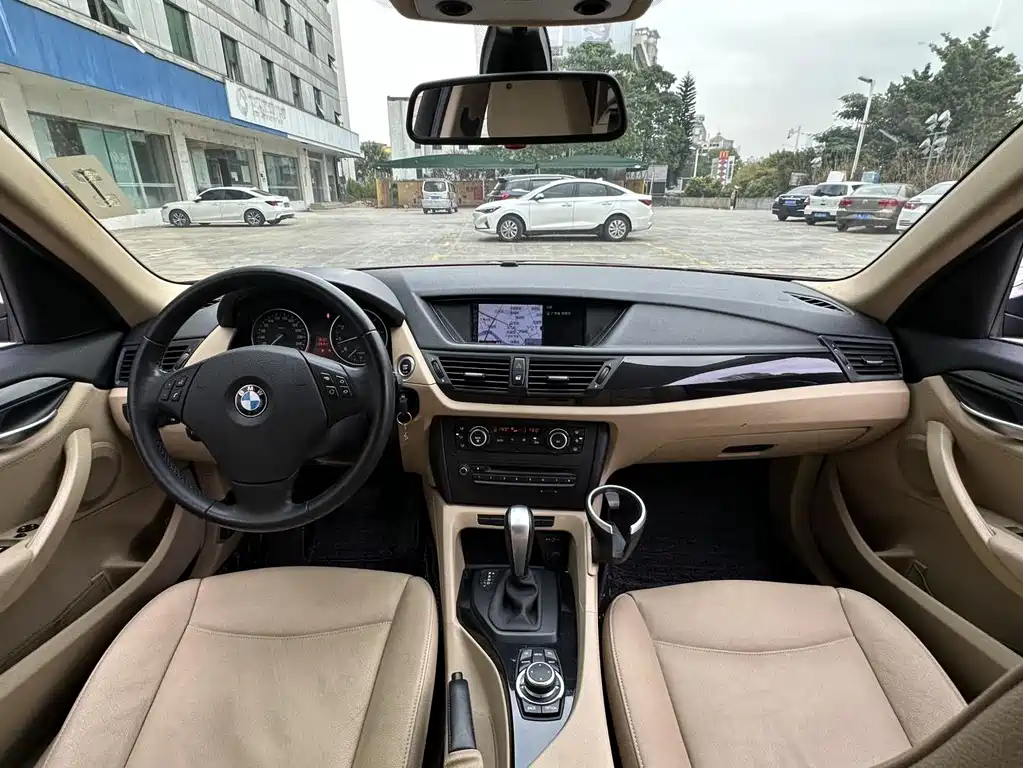 BMW X1 (Import) — миниатюра 16