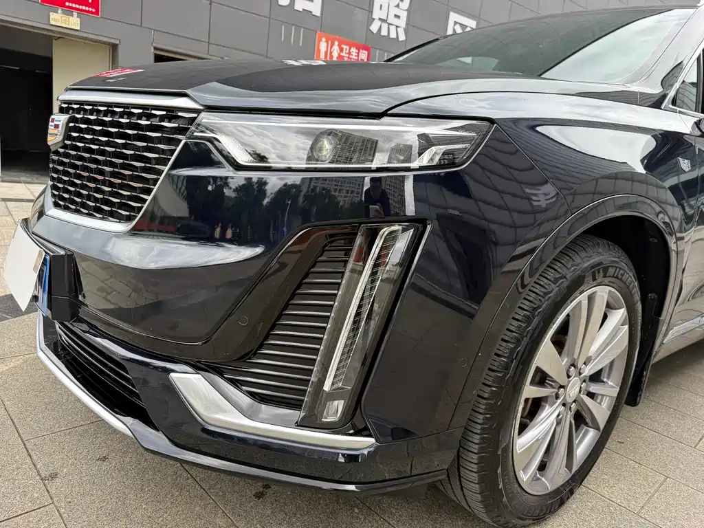 Cadillac XT6 — миниатюра 13