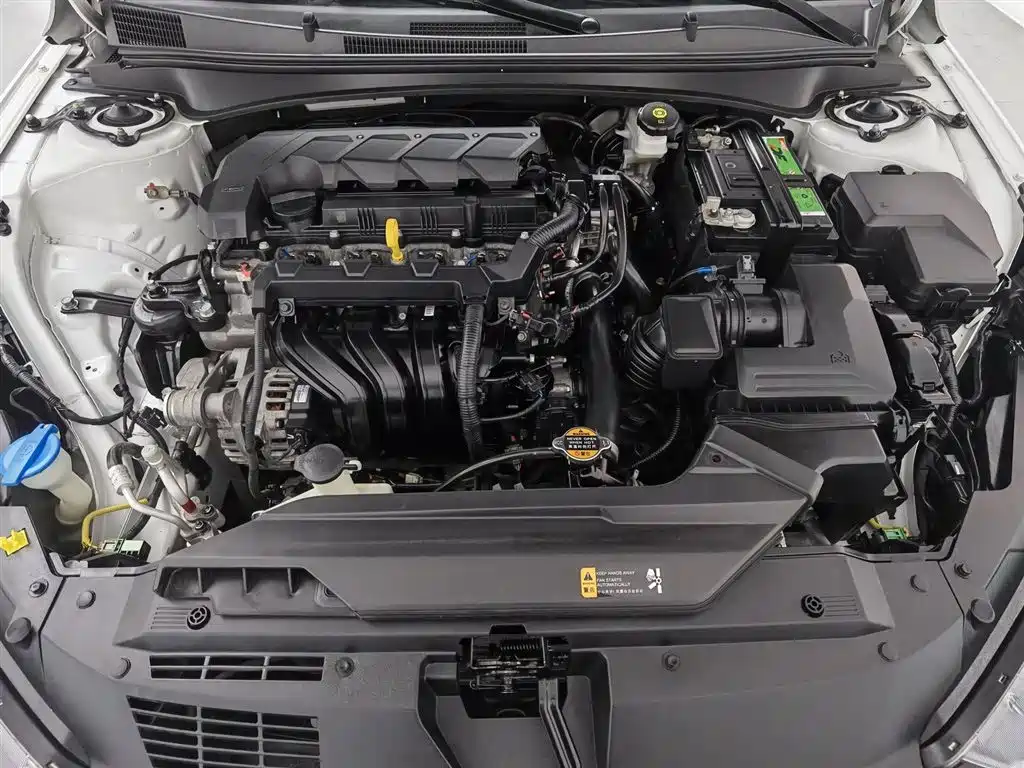 Hyundai Elantra 2021 1.5L CVT LUX Luxury