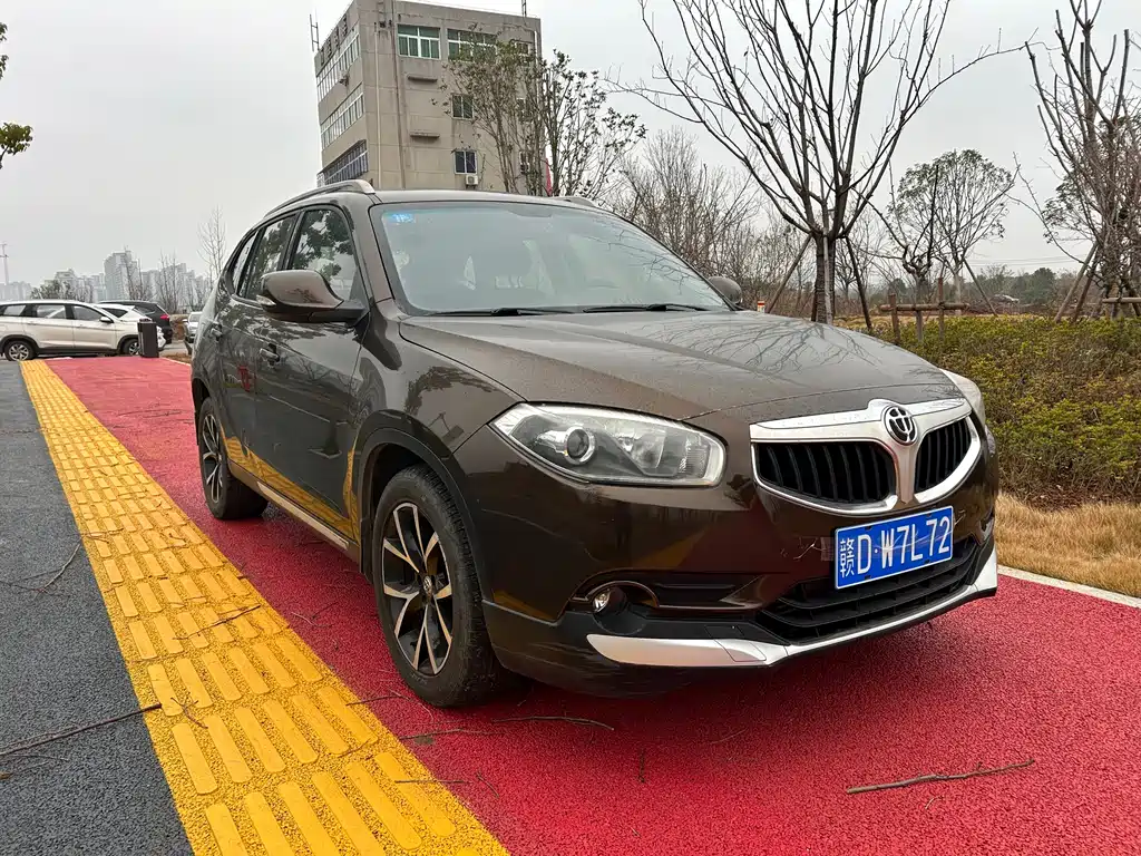 Brilliance V5 2014 1.5T MT Sport
