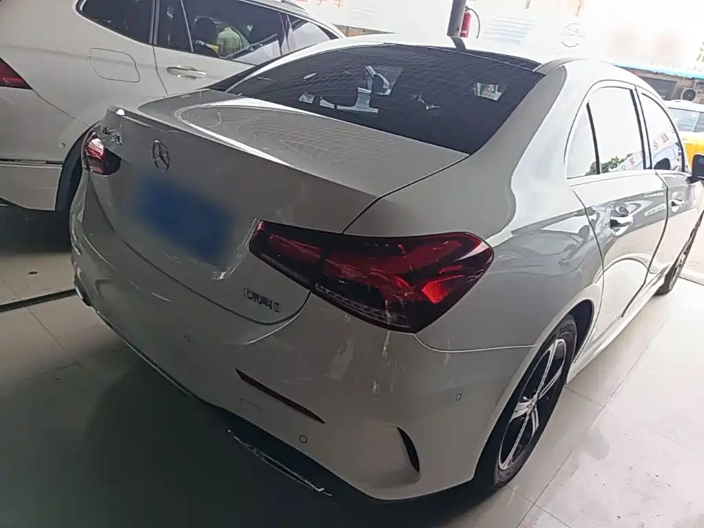 Mercedes-Benz A-Class — миниатюра 7