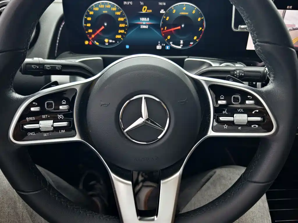Mercedes-Benz GLB 2023 GLB 220