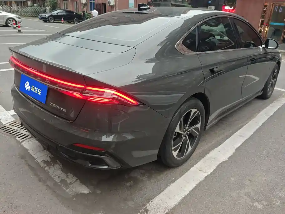 Lincoln Z — миниатюра 3
