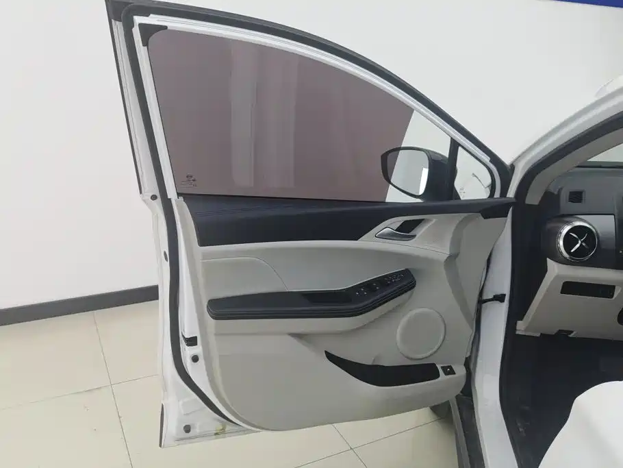 BYD Yuan Pro — миниатюра 7