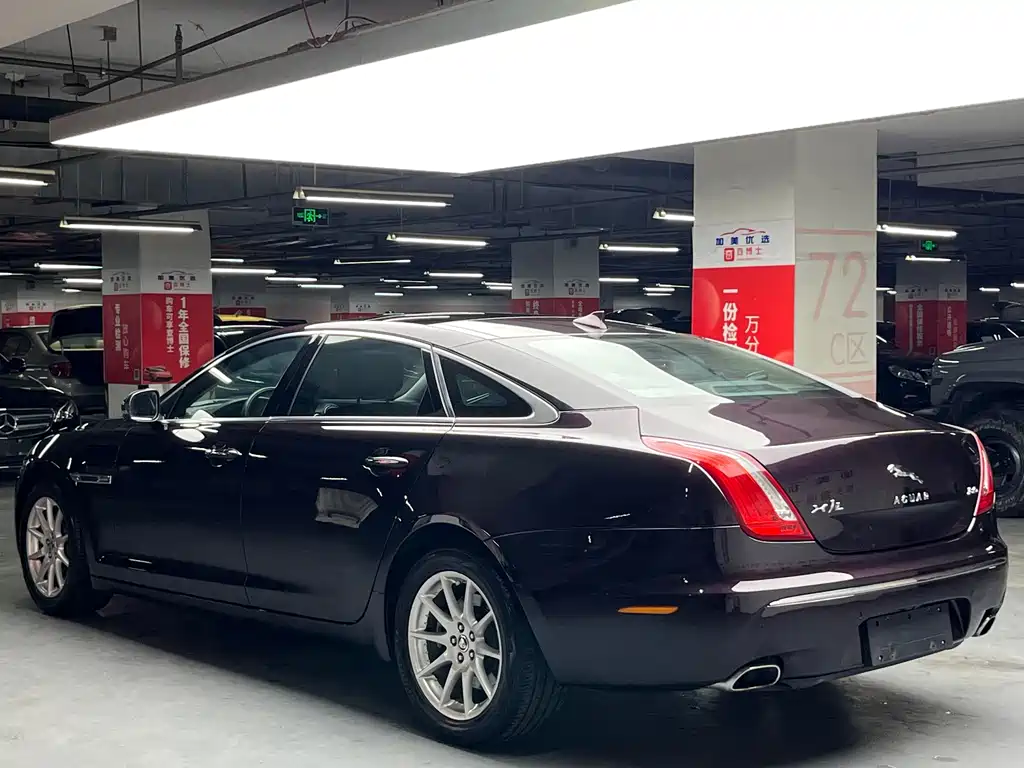 Jaguar XJ — миниатюра 5