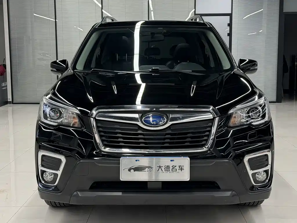 Subaru Forester 2.0i Luxury Edition EyeSight, фото 3